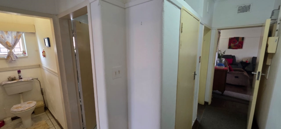 5 Bedroom Property for Sale in Stilfontein North West